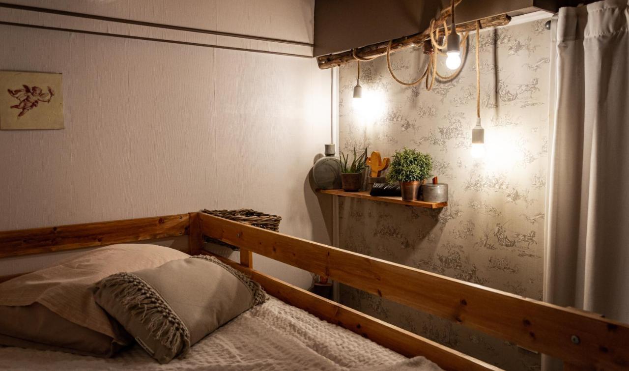 Abacard Home Chambre D'Hotes Adult Only Roquemaure  Dış mekan fotoğraf
